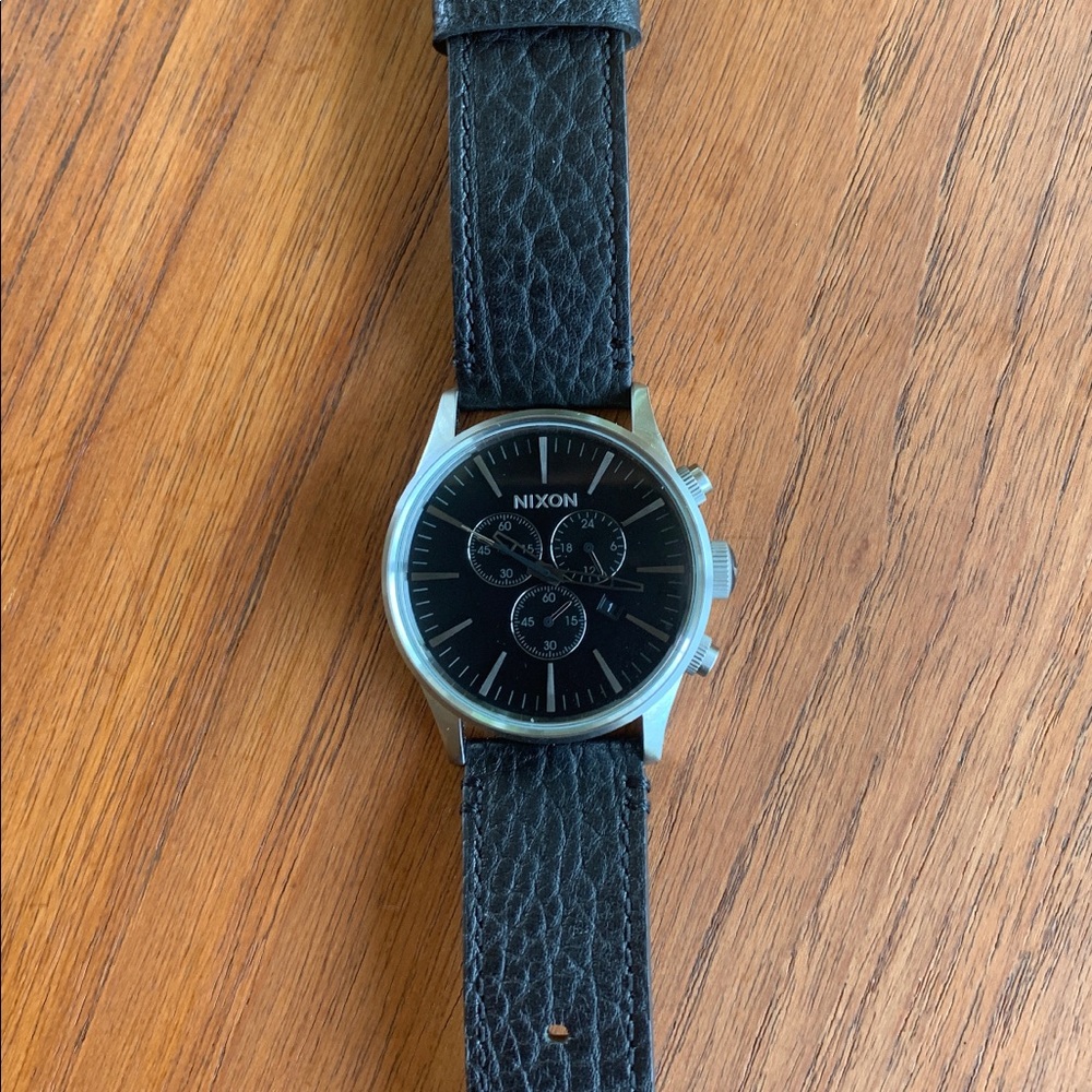 Men’s Nixon sentry chrono watch